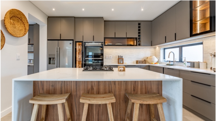 4 Bedroom Property for Sale in Sandown Western Cape